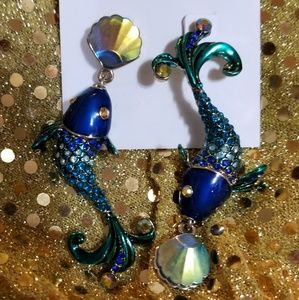 betsey johnson koi earrings